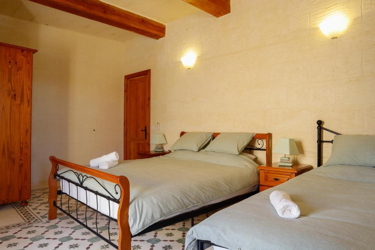 Xagħra Rosehill B&B מראה חיצוני תמונה